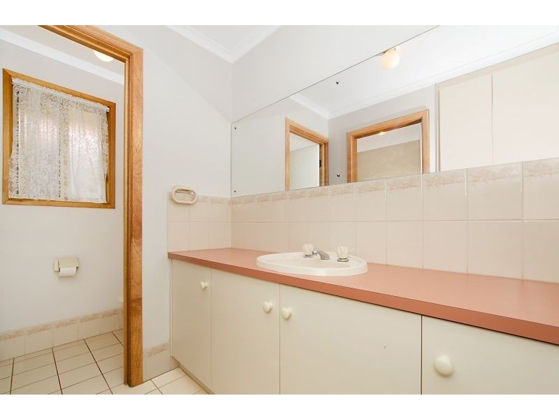 22 Holmeswood Court, Para Hills West SA 5096