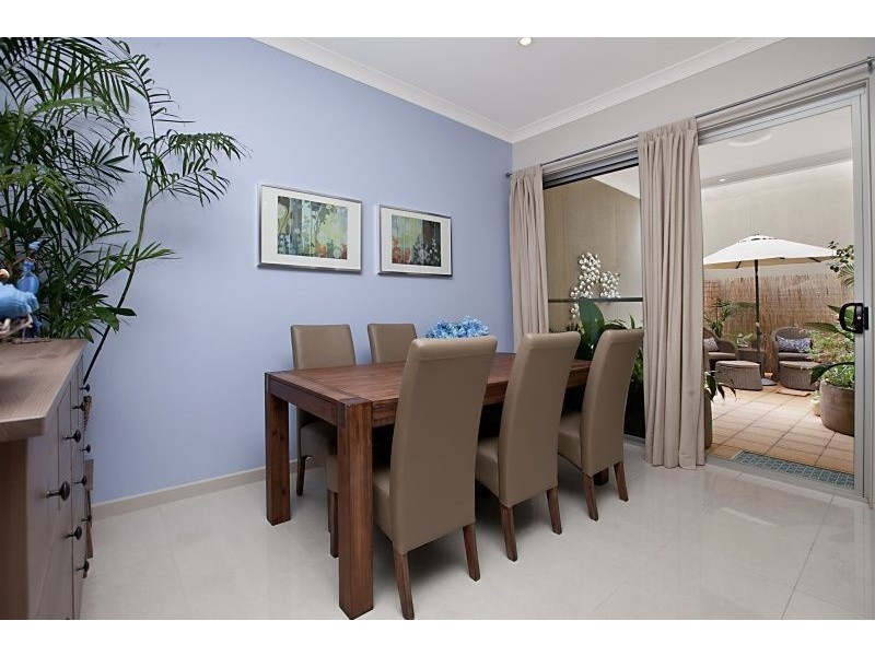 18A Riverside Street, Mawson Lakes SA 5095