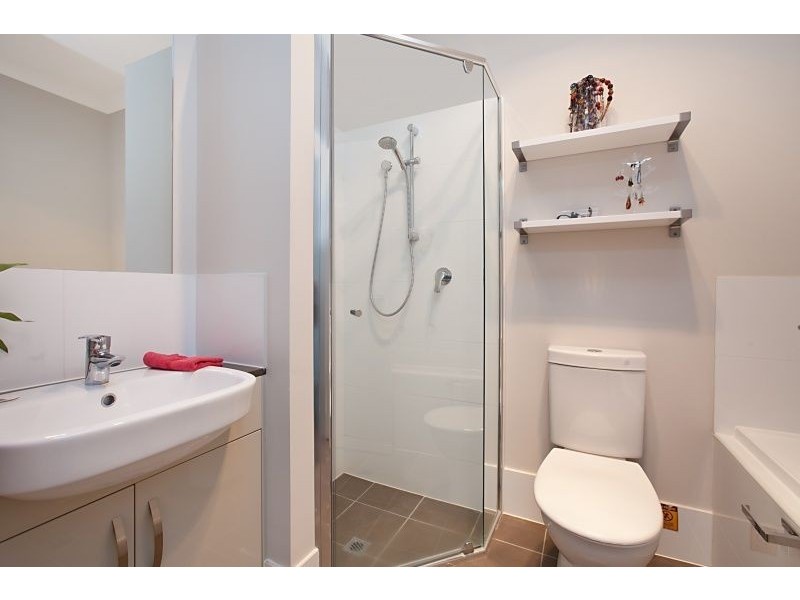 18A Riverside Street, Mawson Lakes SA 5095