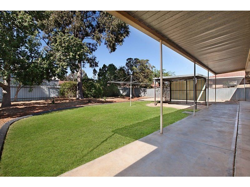 26 Kerry Street, Salisbury Downs SA 5108