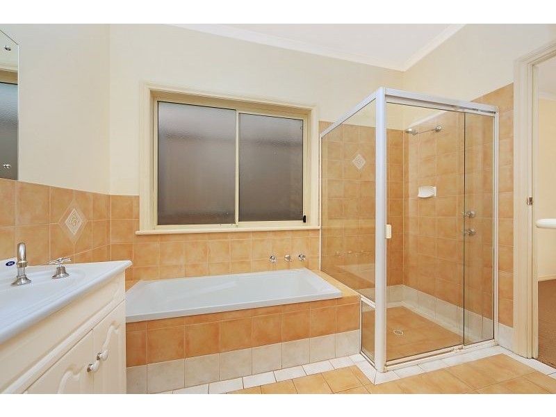 19 Brooklyn Chase, Greenwith SA 5125