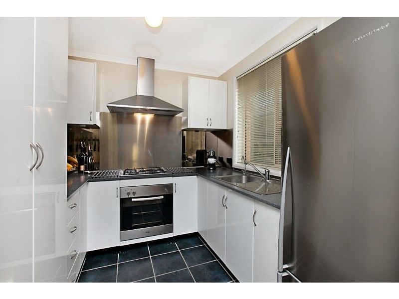 15 Blyth Street, Clearview SA 5085