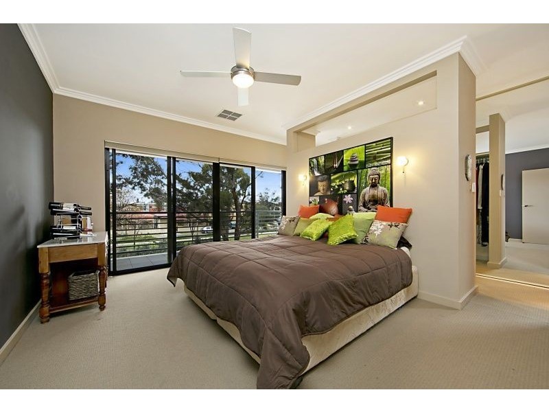 62 Grasswren Way, Mawson Lakes SA 5095