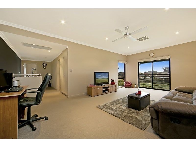 62 Grasswren Way, Mawson Lakes SA 5095