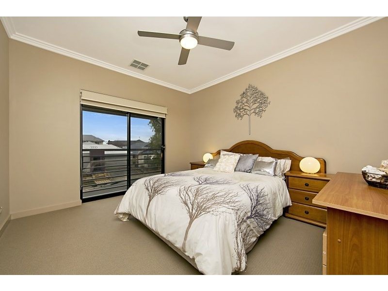 62 Grasswren Way, Mawson Lakes SA 5095