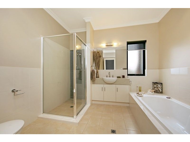 62 Grasswren Way, Mawson Lakes SA 5095