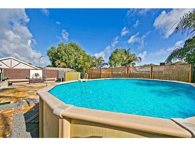 10 Mike Place, Salisbury Downs SA 5108
