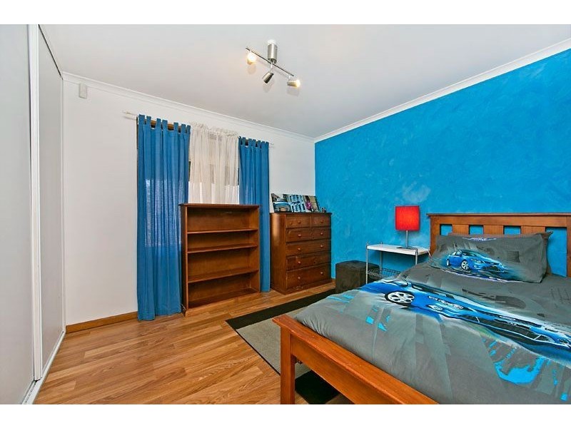 10 Mike Place, Salisbury Downs SA 5108