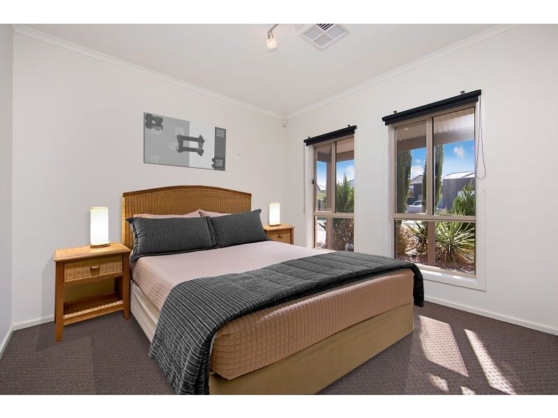 109 Shoalhaven Circuit, Mawson Lakes SA 5095