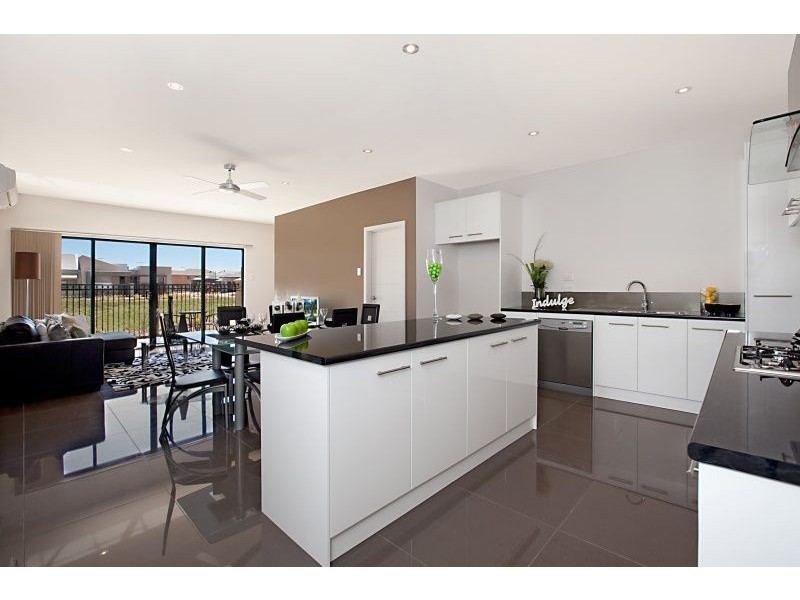 11 Palani Court, Mawson Lakes SA 5095