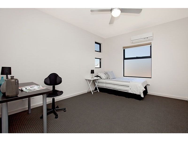 11 Palani Court, Mawson Lakes SA 5095