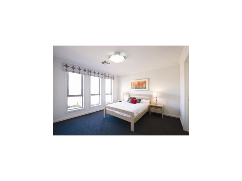 5 Jindabyne Street, Andrews Farm SA 5114