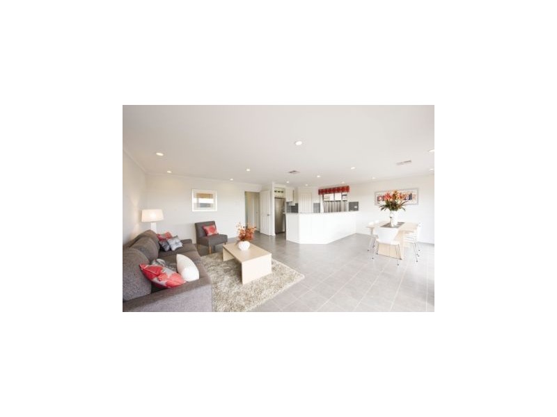 5 Jindabyne Street, Andrews Farm SA 5114