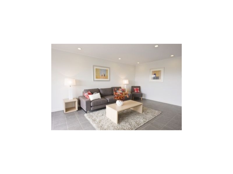 5 Jindabyne Street, Andrews Farm SA 5114