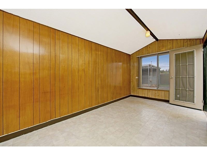 85 Northcote Drive, Para Hills West SA 5096