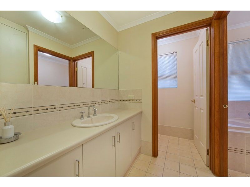 17 Everglade Street, Mawson Lakes SA 5095