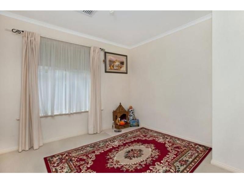 51 Avocet Drive, Mawson Lakes SA 5095