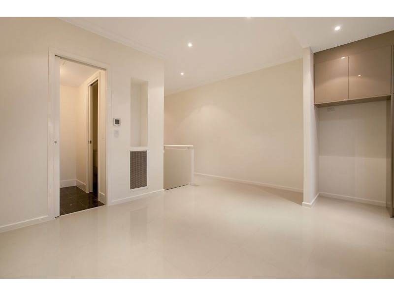 14 Marcella Lane, Mawson Lakes SA 5095