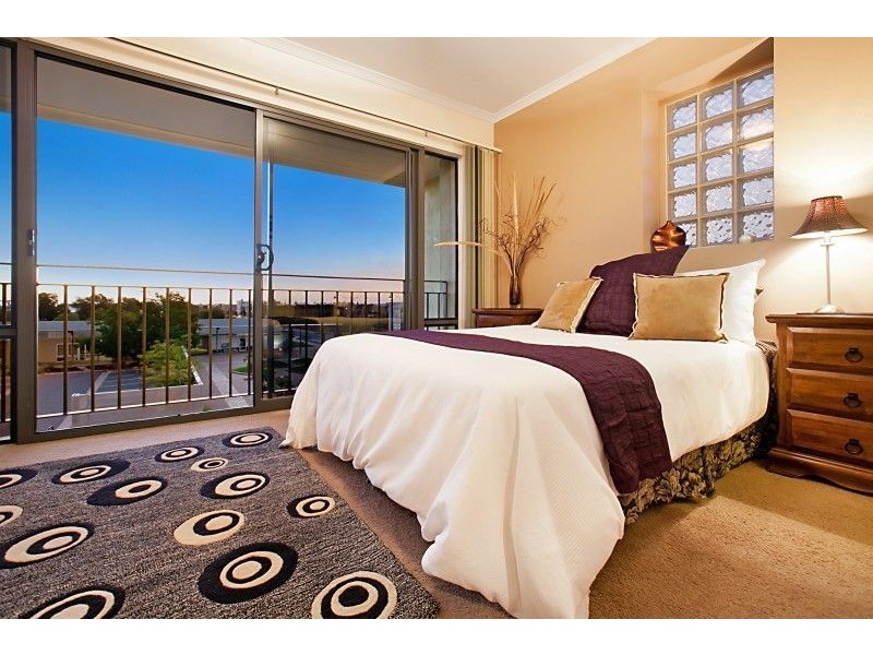 1/19 Garden Terrace, Mawson Lakes SA 5095