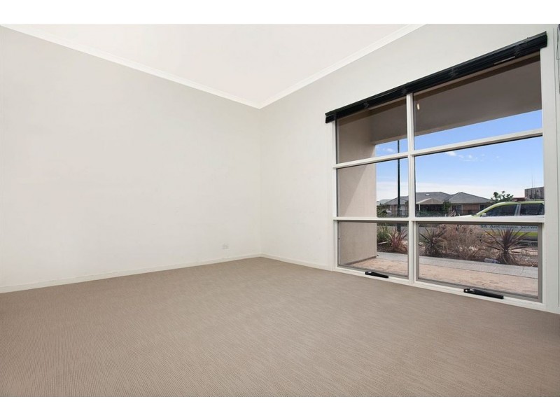 49 Hindmarsh Circuit, Mawson Lakes SA 5095