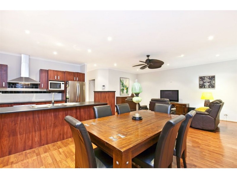 143 Shoalhaven Circuit, Mawson Lakes SA 5095