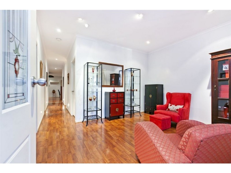 143 Shoalhaven Circuit, Mawson Lakes SA 5095