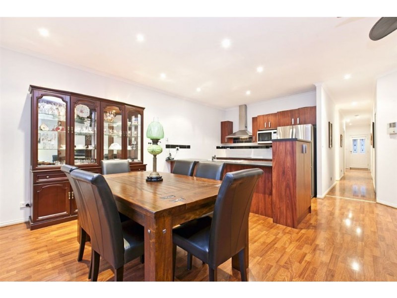 143 Shoalhaven Circuit, Mawson Lakes SA 5095