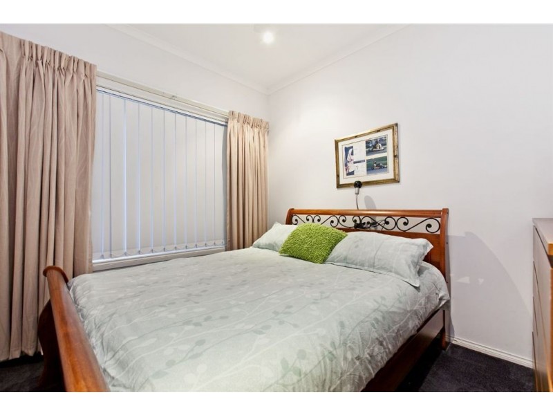 143 Shoalhaven Circuit, Mawson Lakes SA 5095