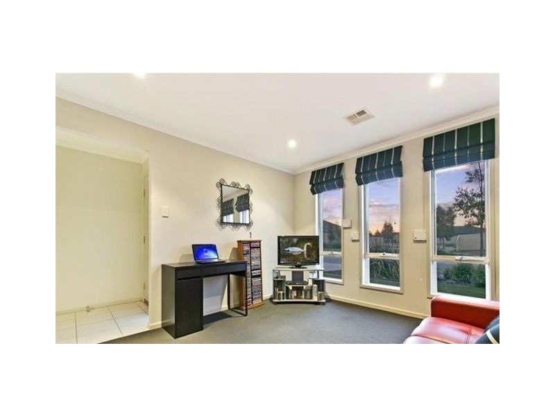 24 The Boulevard, Parafield Gardens SA 5107