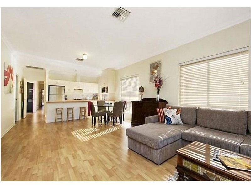 21 Avocet Drive, Mawson Lakes SA 5095