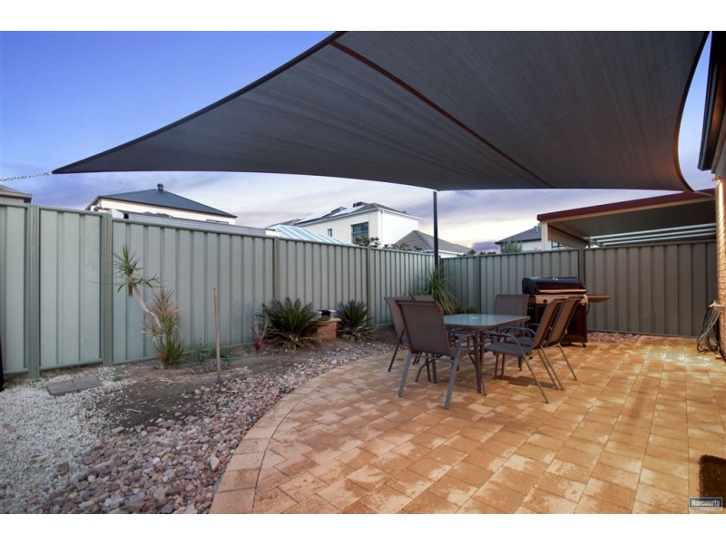 20 Shoalhaven Circuit, Mawson Lakes SA 5095