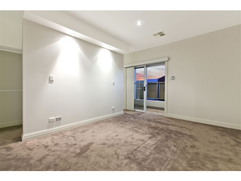 13 The Mall, Mawson Lakes SA 5095