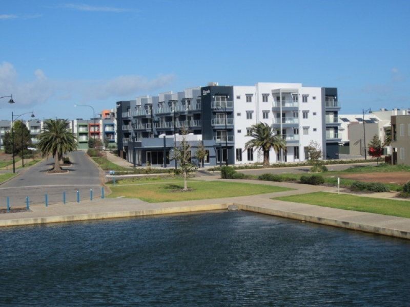 18/89 Cascades Drive, Mawson Lakes SA 5095