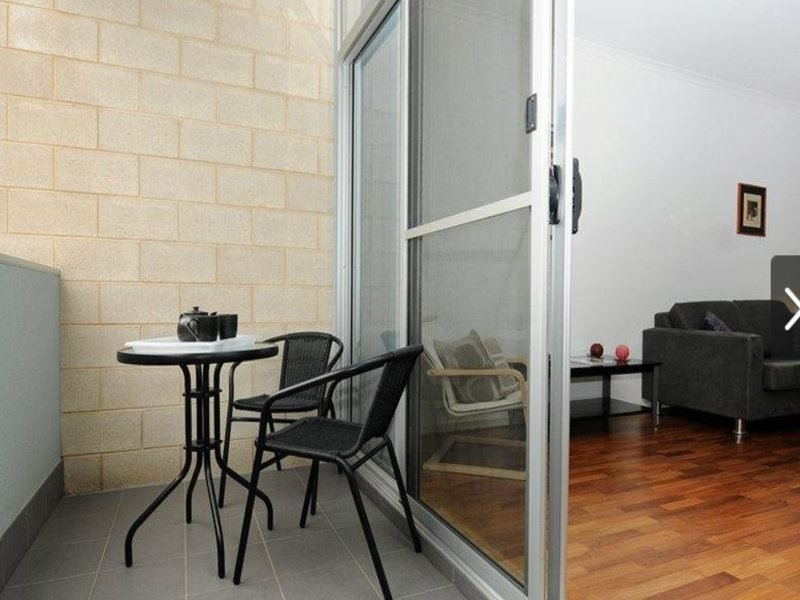 14 Hobson Place, Adelaide SA 5000