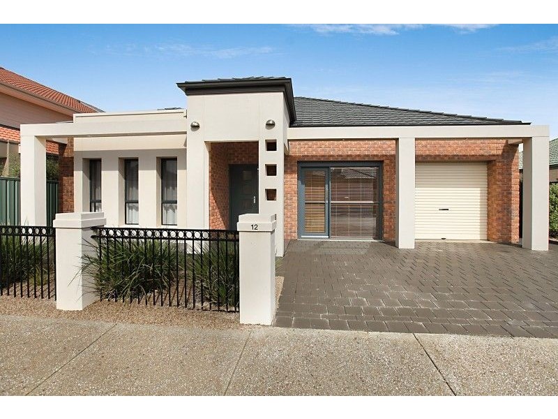 12 Dutton Avenue, Mawson Lakes SA 5095