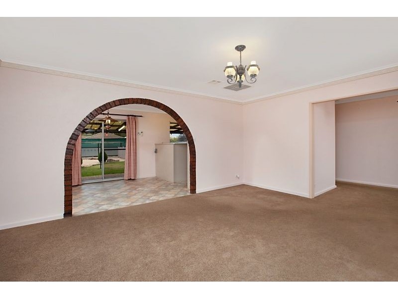 27 Wellington Avenue, Parafield Gardens SA 5107