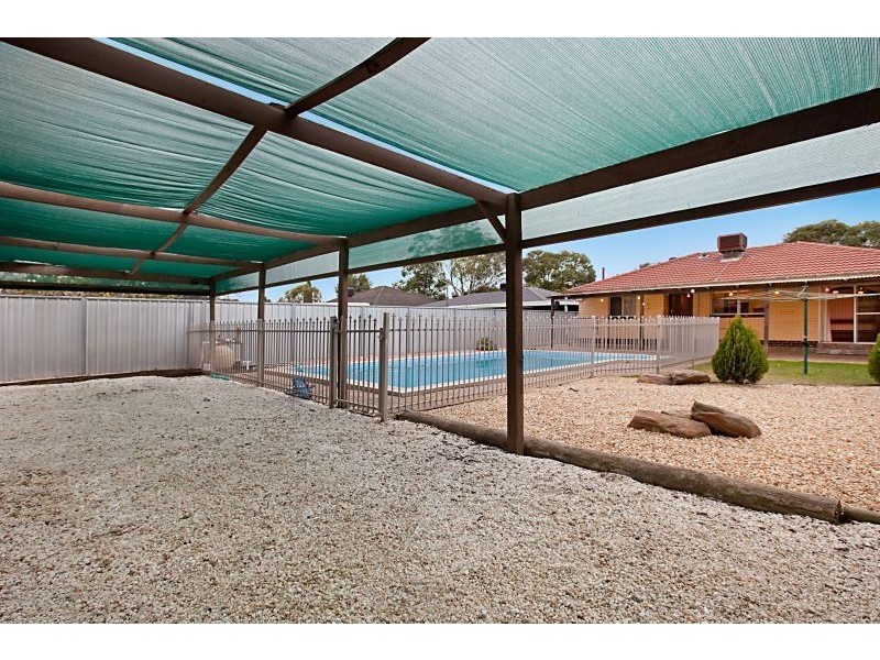 27 Wellington Avenue, Parafield Gardens SA 5107