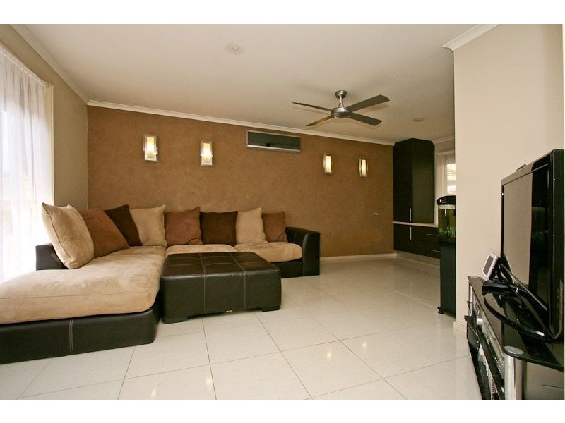 20 Horsens Way, Parafield Gardens SA 5107