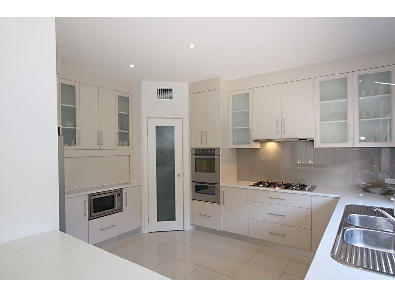 19 Creekview Drive, Mawson Lakes SA 5095