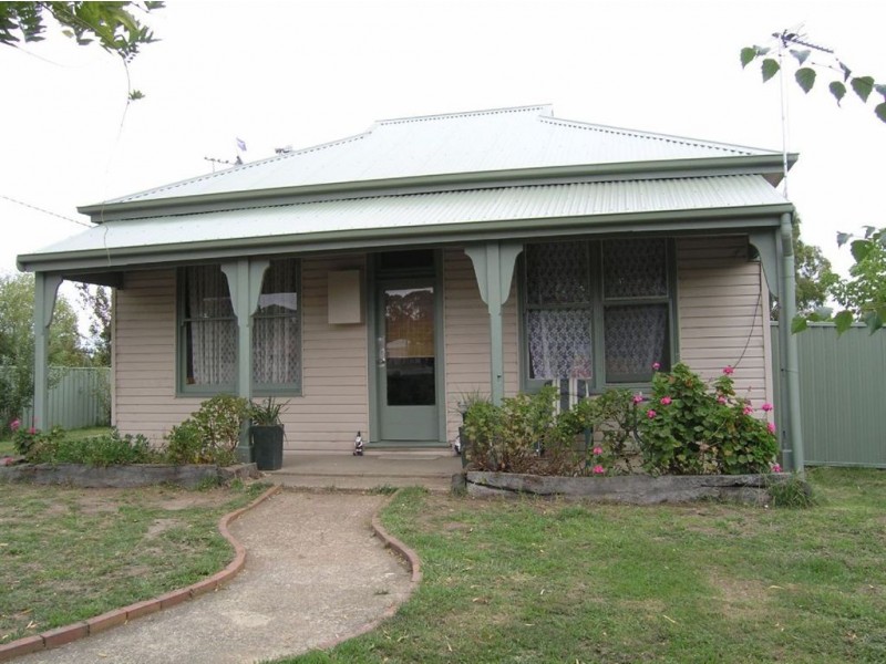 112 Clunes Road, Creswick VIC 3363