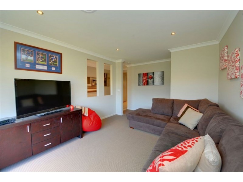 24 Normlyttle Parade, Miners Rest VIC 3352