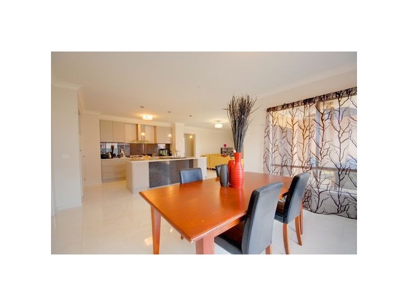 124 Alfredton Drive, Alfredton VIC 3350