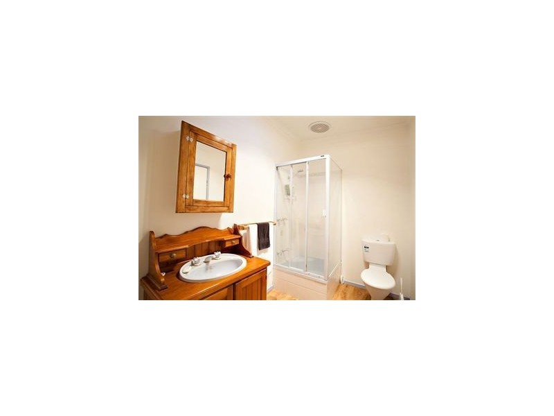 6 Comb Street, Soldiers Hill VIC 3350