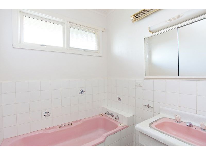 111 Daylesford Road, Brown Hill VIC 3350