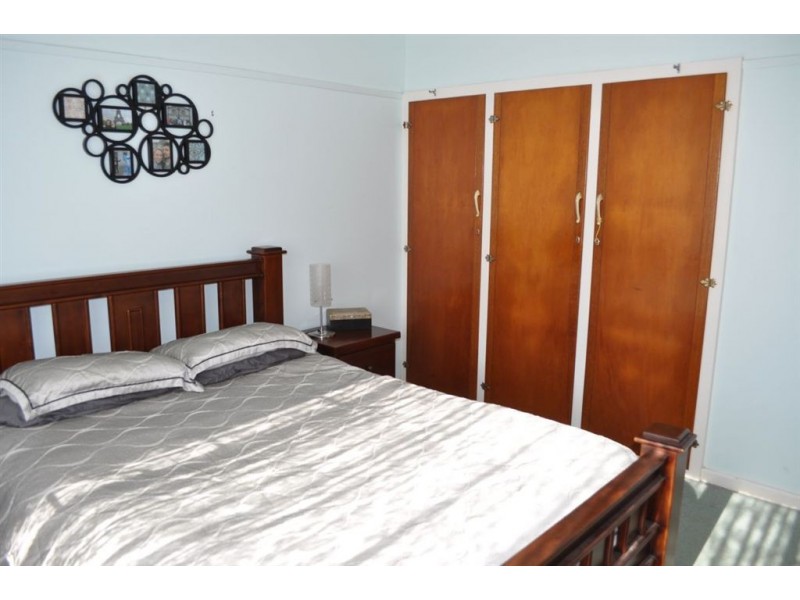 11 Muir Crescent, Newington VIC 3350