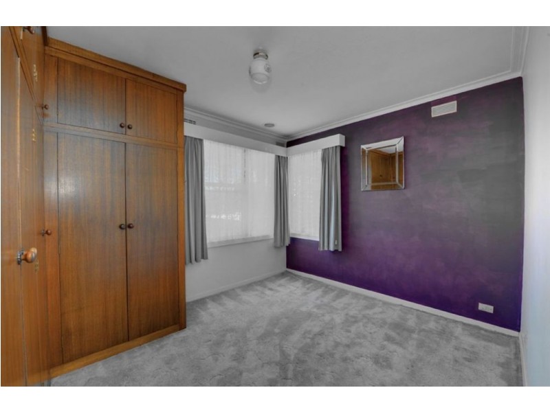 60 Birdwood Avenue, Sebastopol VIC 3356