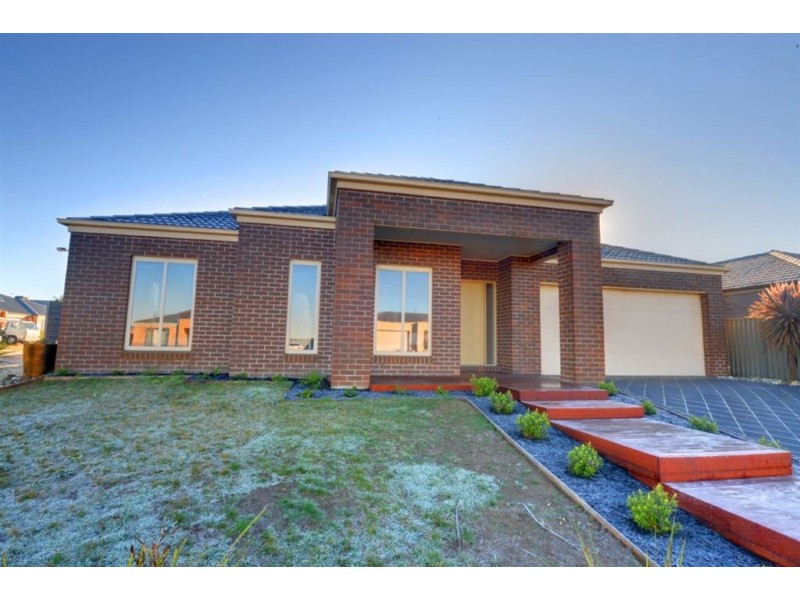 99 Alfredton Drive, Alfredton VIC 3350