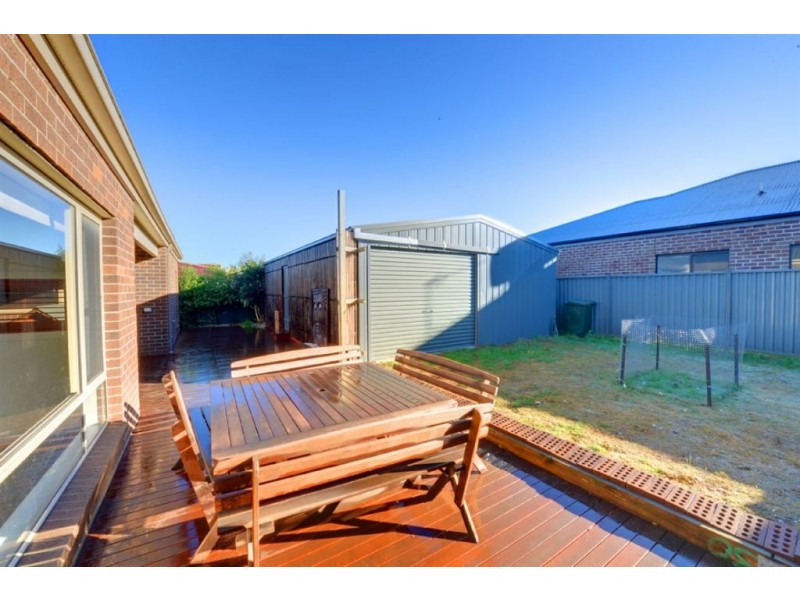 99 Alfredton Drive, Alfredton VIC 3350