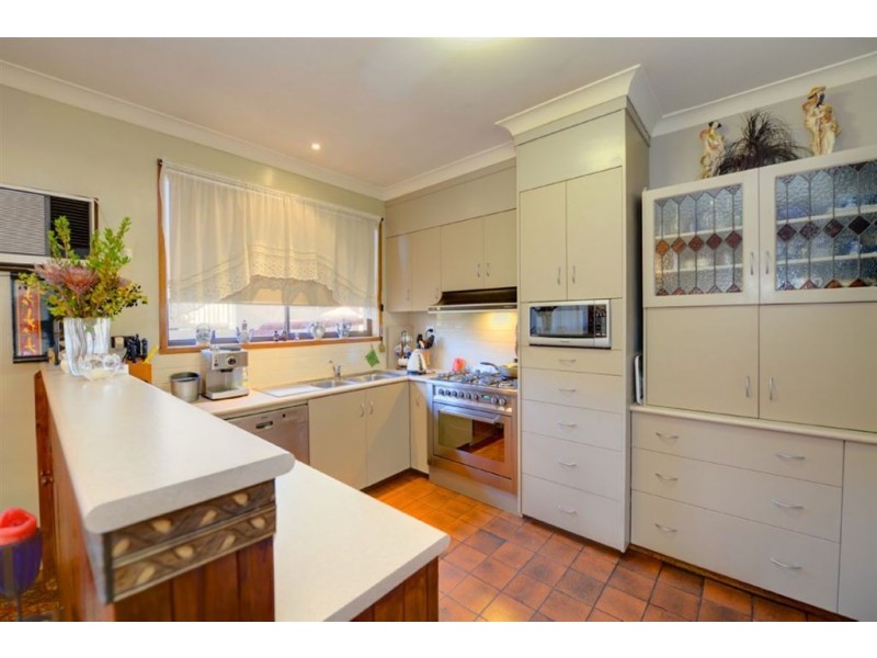 13 Exchange Street, Newington VIC 3350