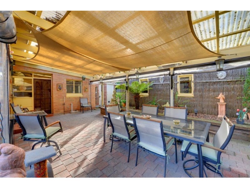 13 Exchange Street, Newington VIC 3350